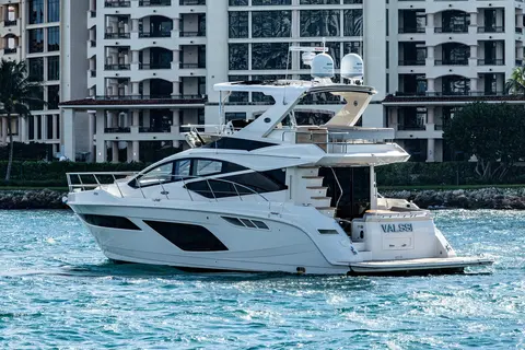 2018 Sea Ray L550 Fly, photo 1 in Miami Beach, FL