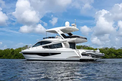 2022 Galeon 550 Fly, photo 1 in Fort Myers, FL
