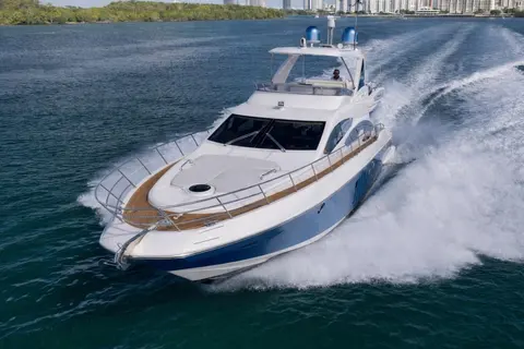 2012 Azimut 64, photo 1 in Miami Beach, FL