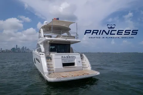 2021 Princess F70, photo 1 in Miami, FL