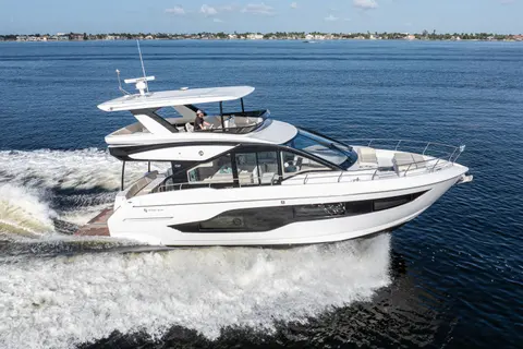 2026 Cruisers Yachts 50 Fly, photo 1 in Fort Myers, FL