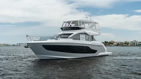 2026 Cruisers Yachts 57 Fly, photo 1 in Panama City, FL