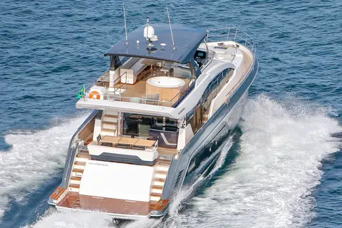 2027 Schaefer 770, photo 1 in Dania Beach, FL