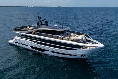 2022 Princess X95, photo 1 in West Palm Beach, FL