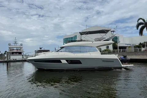 2018 Prestige 460, photo 1 in Sarasota, FL