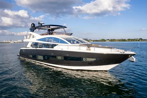 2020 Pearl 80, photo 1 in Miami, FL