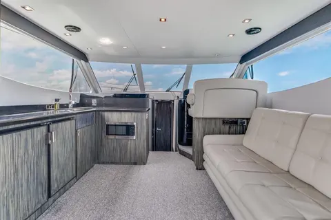 2019 Silverton 410 Sport Bridge, photo 1 in Miami Beach, FL