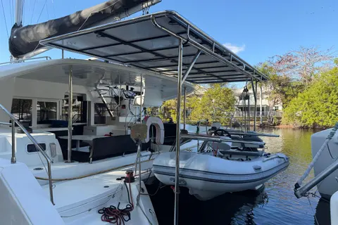 2019 Lagoon 450 S, photo 1 in Fort Lauderdale, FL