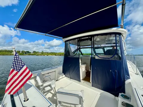 2006 Tiara Yachts 3200 Open, photo 1 in New Smyrna Beach, FL