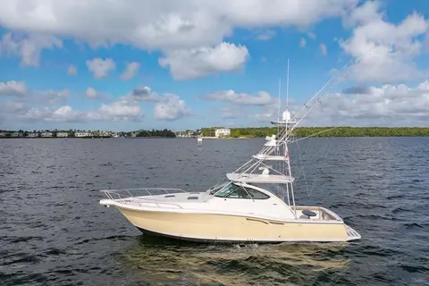 2005 Tiara Yachts 4200 Open, photo 1 in Coral Gables, FL