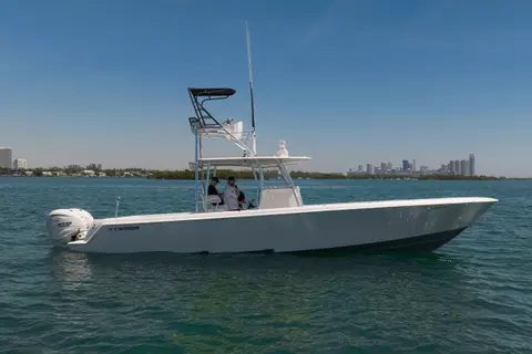 2022 Contender 39, photo 1 in Miami, FL