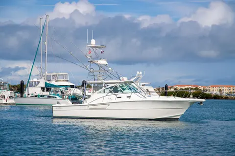 2001 Rampage 38 Express, photo 1 in Fort Pierce, FL
