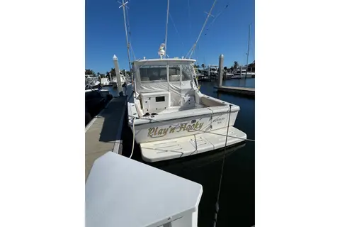 2002 Pursuit 3800 Express, photo 1 in Naples, FL