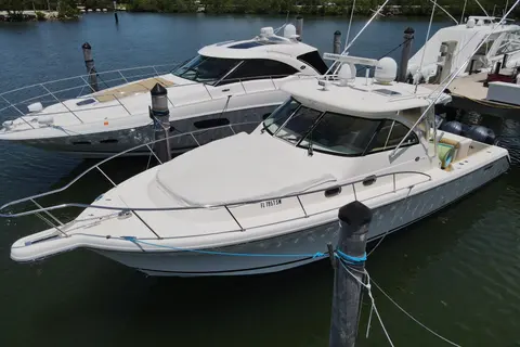 2010 Pursuit OS 375 Offshore, photo 1 in Homestead, FL
