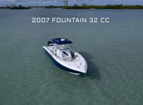 2007 Fountain 32 Center Console, photo 1 in MIAMI, FL