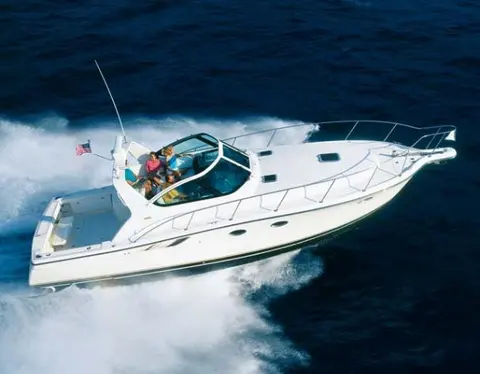 2008 Tiara Yachts 3800 Open, photo 1 in Miami, FL