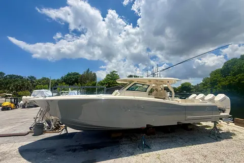 2026 Scout 400 LXF, photo 1 in Fort Lauderdale, FL