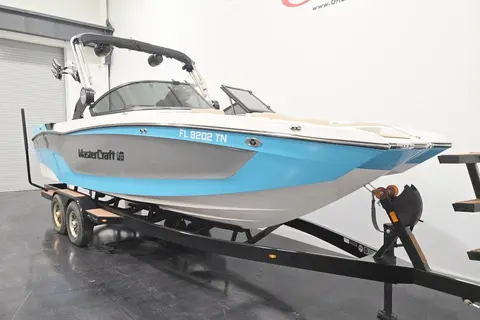 2023 MasterCraft XT24, photo 1 in Orlando, FL