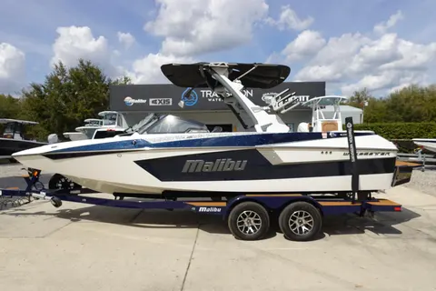 2022 Malibu Wakesetter 23 MXZ, photo 1 in Ocklawaha, FL