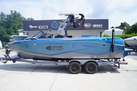 2027 Axis T235, photo 1 in Ocklawaha, FL