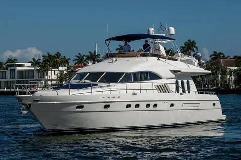 2000 Princess Sport Cruisers, photo 1 in Fort Lauderdale, FL