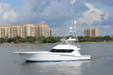 2004 Hatteras 60 Convertible, photo 1 in Tampa, FL
