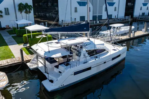 2016 Leopard 40, photo 1 in Dania Beach, FL