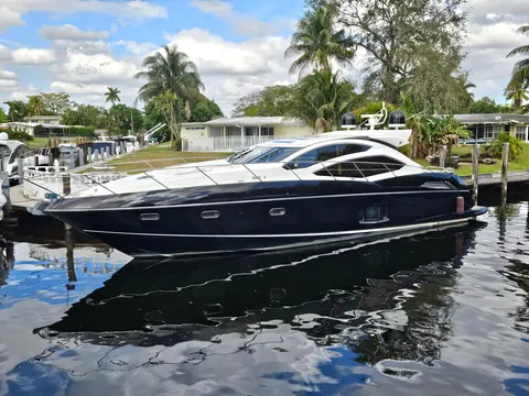 2010 Sunseeker Predator 64, photo 1 in Fort Lauderdale, FL