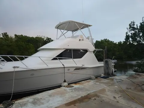 1995 Hatteras 39 Convertible, photo 1 in Marathon, FL