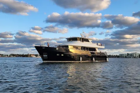 2014 Fifth Ocean Yachts 24 м Displacement Explorer Yacht, photo 1 in North Miami Beach, FL