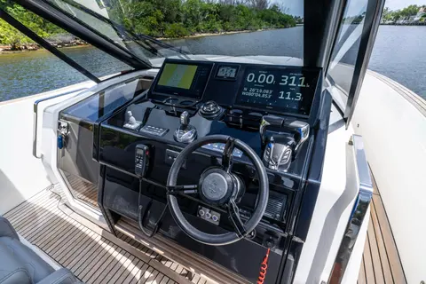 2024 Astondoa 377 Coupe Outboard, photo 1 in Boca Raton, FL