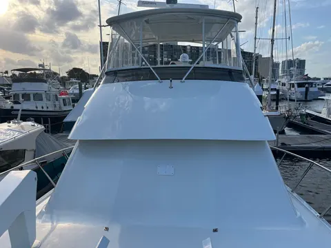 1996 Hatteras 43 Convertible, photo 1 in West Palm Beach, FL