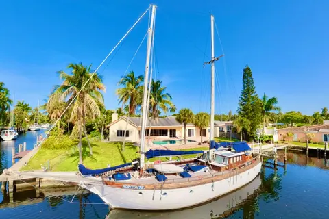 1991 Custom Horacio Carabelli Schooner, photo 1 in Fort Lauderdale, FL