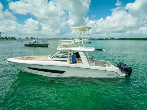 2016 Boston Whaler 420 Outrage, photo 1 in Fort Lauderdale, FL