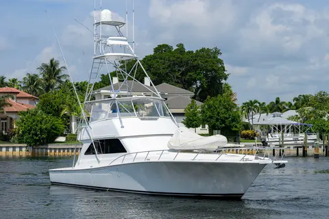 2001 Viking 55 Convertible, photo 1 in Palm Beach Gardens, FL