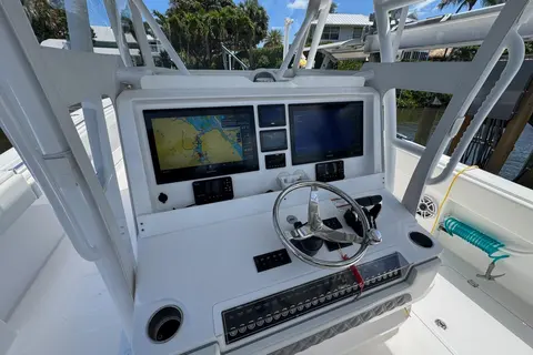 2024 Invincible 35 Catamaran, photo 1 in Stuart, FL
