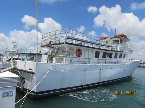 1986 Commercial Party, Fishing, Passenger Boat, photo 1 in Miami Beach, FL