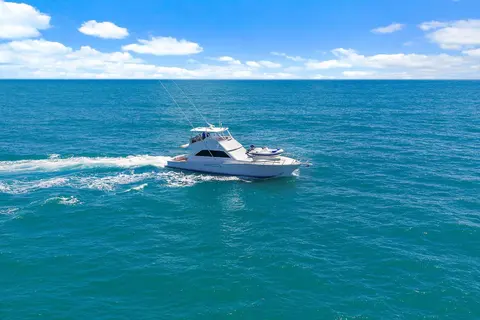 1998 Viking 55 Convertible, photo 1 in Fort Pierce, FL
