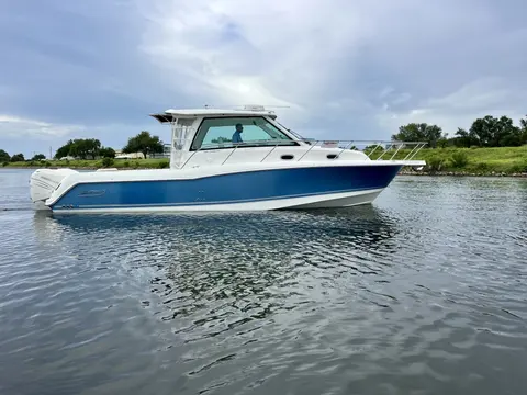 2019 Boston Whaler 345 Conquest, photo 1 in Venice, FL
