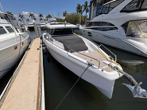 2022 Axopar 45 XC Cross Cabin, photo 1 in Bradenton, FL