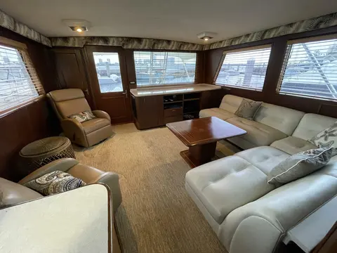 1985 Hatteras 60 Convertible, photo 1 in Palm City, FL