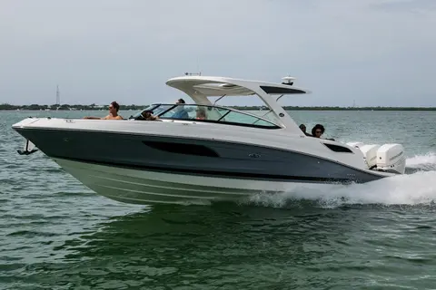 2025 Sea Ray SLX 350 Outboard, photo 1 in Pensacola, FL