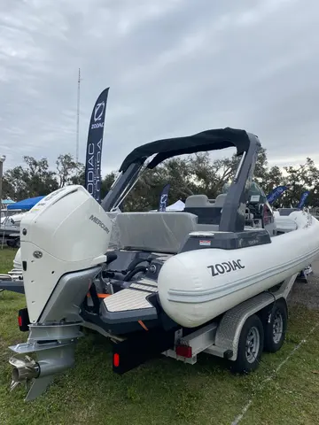 2025 Zodiac Medline 7.5, photo 1 in Sarasota, FL
