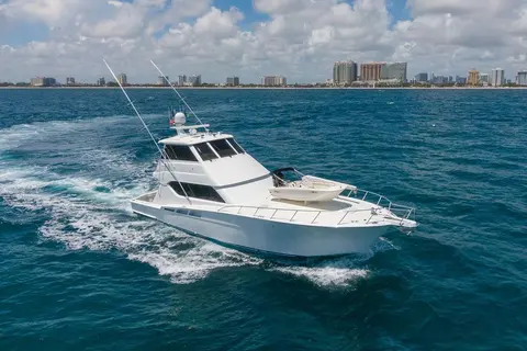 2005 Hatteras 60 Convertible, photo 1 in Fort Lauderdale, FL