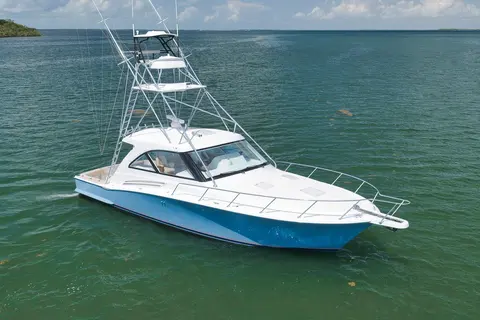 2023 Hatteras GT45X Tower, photo 1 in Key Largo, FL