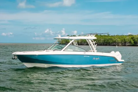 2024 Boston Whaler 320 Vantage, photo 1 in Key Largo, FL