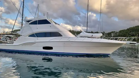 2009 Bertram 700, photo 1 in Dania Beach, FL