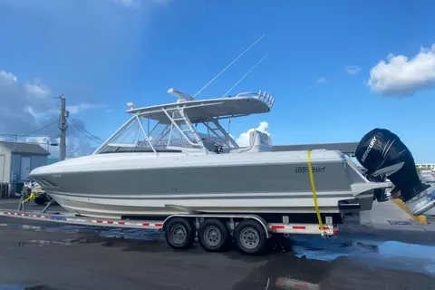2010 Intrepid 370 Cuddy, photo 1 in Clearwater Beach, FL