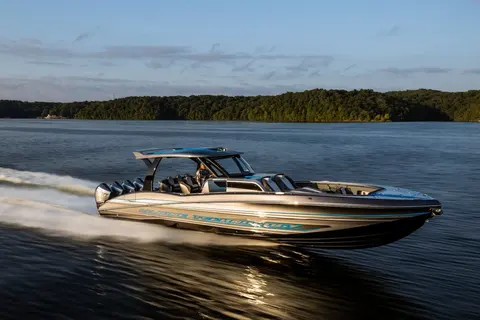 2026 MTI V422, photo 1 in West Palm Beach, FL