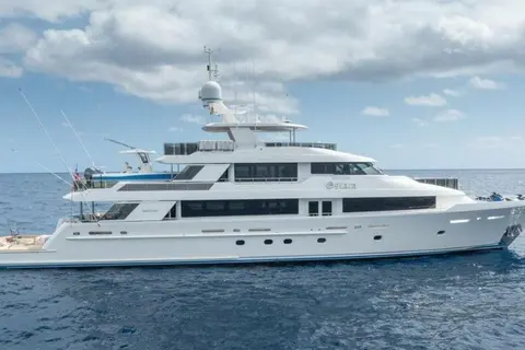 2010 Westport Superyacht, photo 1 in Fort Lauderdale, FL